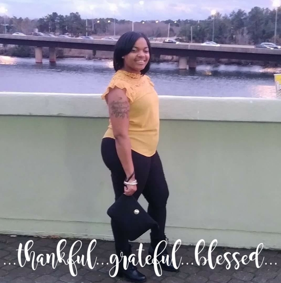 Meet your Posher, Kapria - Picture 1 of 1